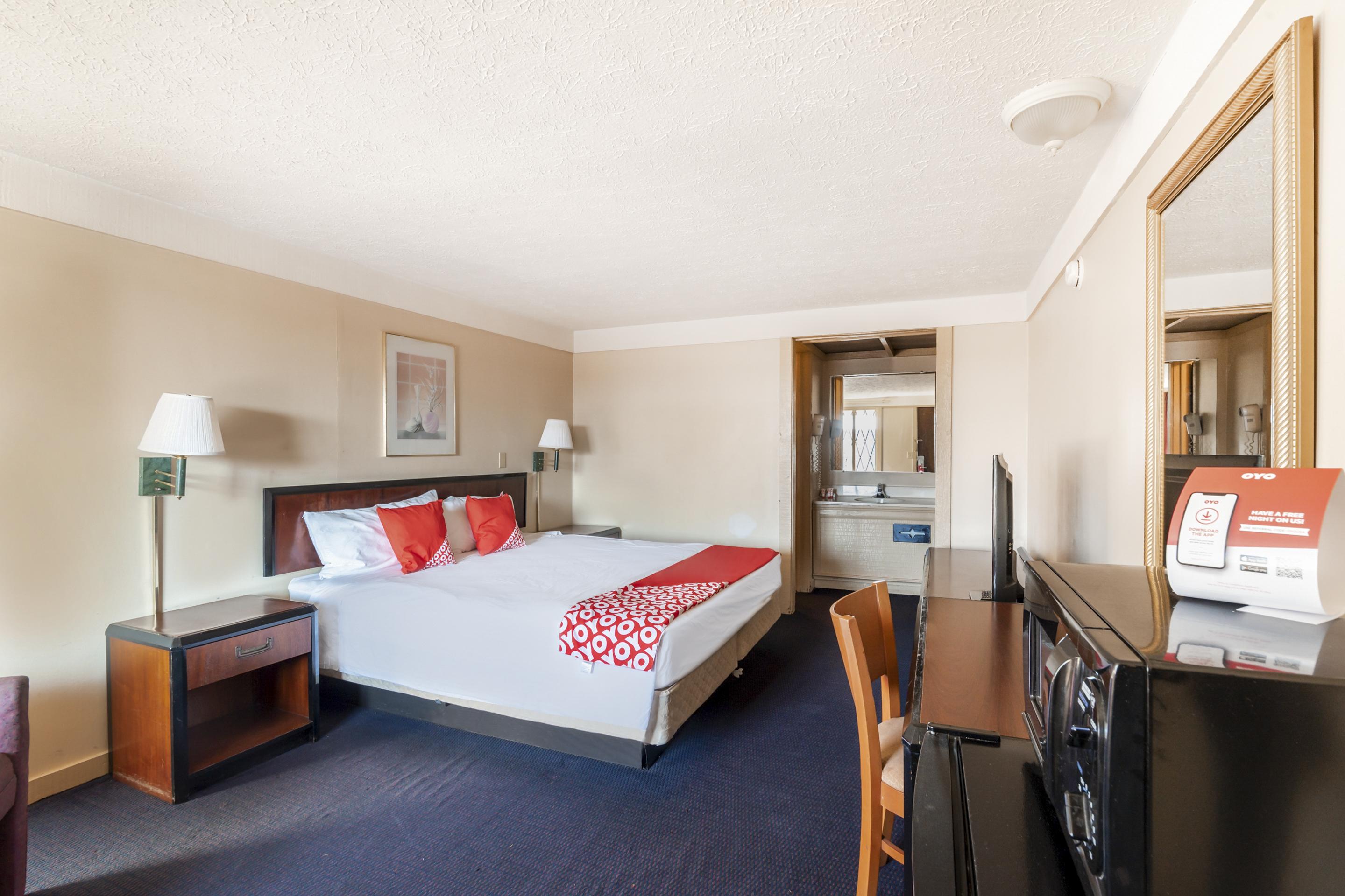 Oyo Hotel Wadsworth Oh I-76 Bagian luar foto